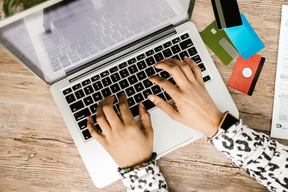 What Are the Real AI Blogging Costs for UK Site Owners?