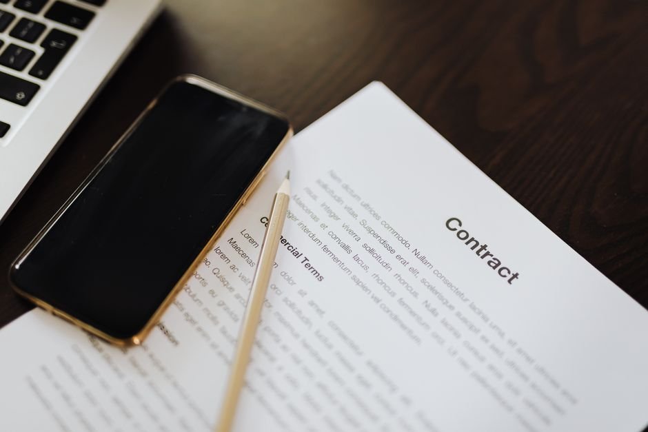 Myth vs Fact: Can an AI Auto Blog Writer Handle UK Regulatory Content Safely?